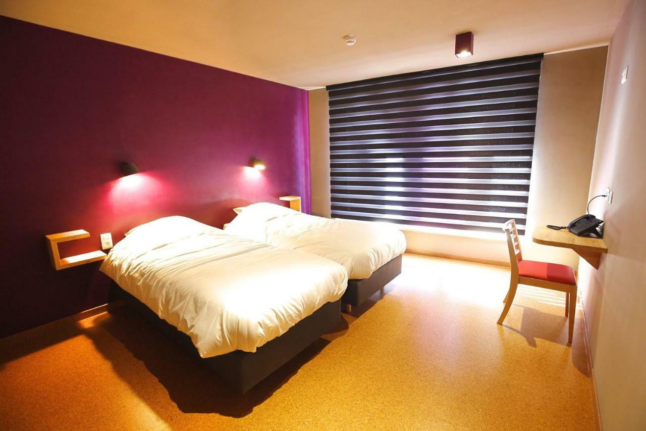 O Chomiere Hotel Ставело Екстериор снимка