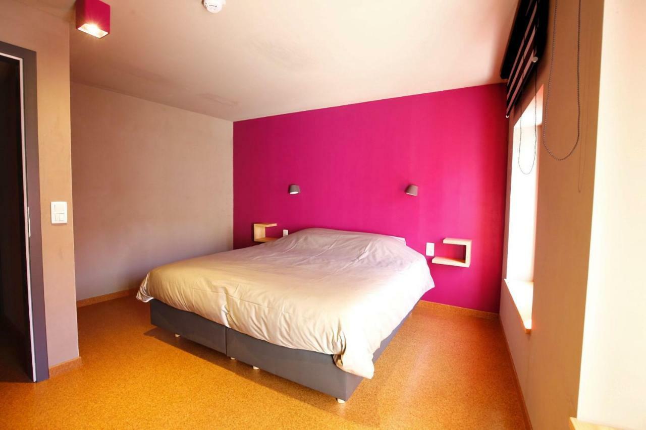 O Chomiere Hotel Ставело Екстериор снимка