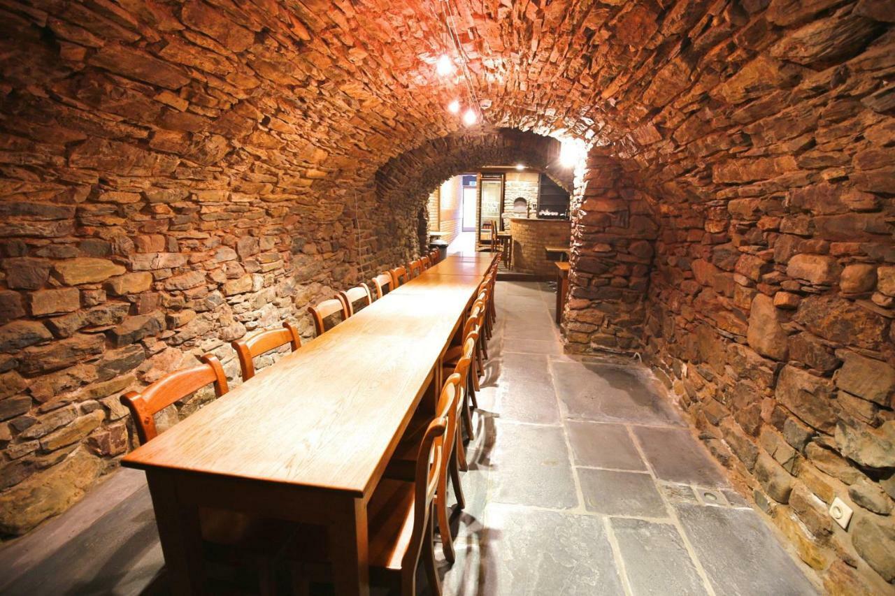 O Chomiere Hotel Ставело Екстериор снимка
